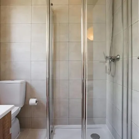 Spacious Tailor Made Flat In Areeiro Apartmán Lisboa